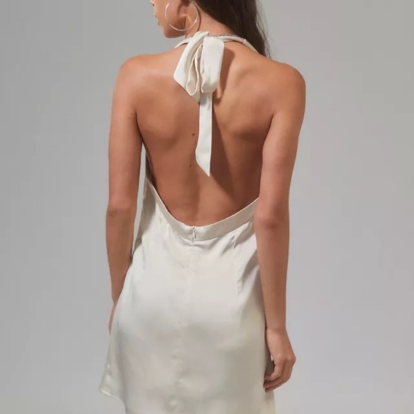 NWT Urban Outfitters Chloe Ivory Satin Halter Dress (L) - Picture 4 of 6